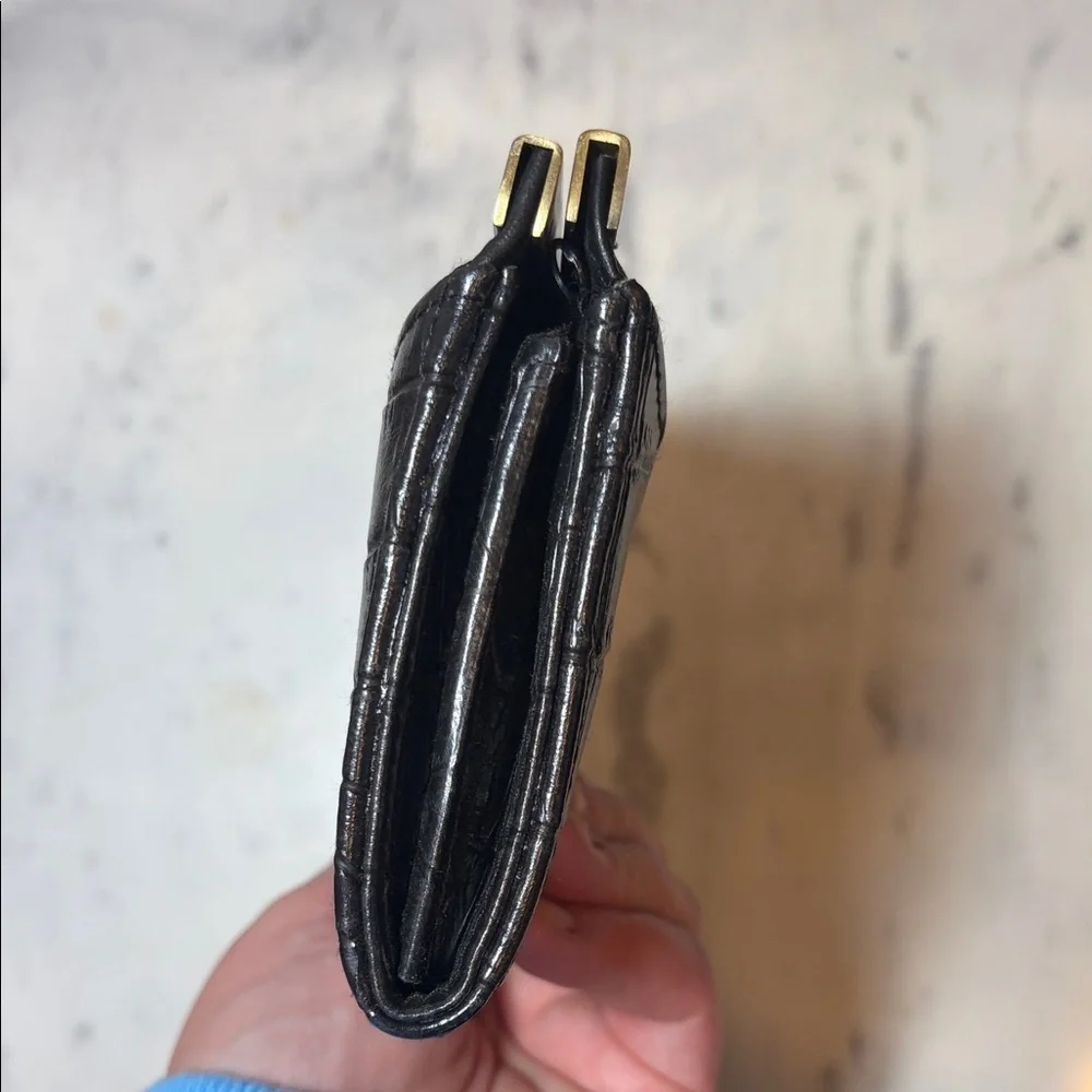 Buxton Faux Crocodile-Embossed Wallet/clutch 🐊